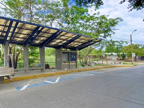 Local Comercial En Arriendo Cantaclaro, Montería