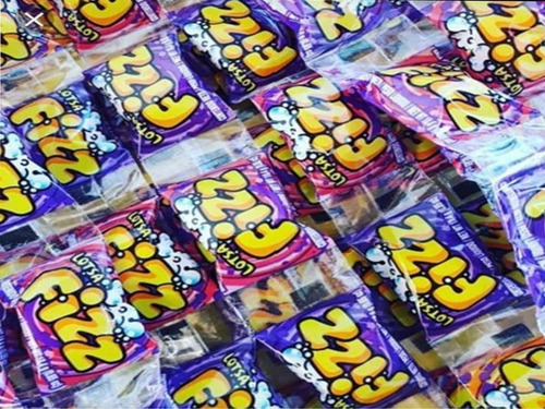 Imagen 2 de 6 de Lotsa Fizz X 10 Tiras Caramelos - Barata La Golosineria