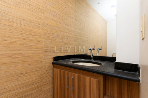 Sala Comercial Para Alugar Na Avenida Nossa Senhora De Copacabana, Copacabana, Rio De Janeiro - Rj - Liv-0709