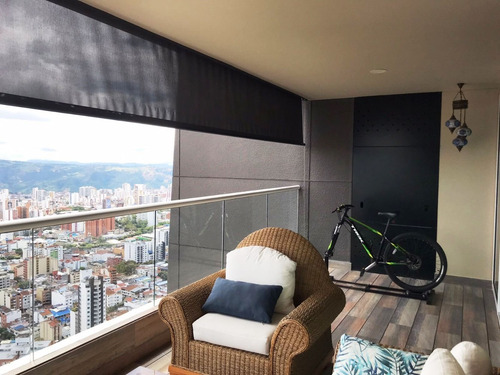 Imagen 8 de 14 de Vendo Apto. Piso 27 Edif. Aqua Tower, 790 Millones 120 Mts2