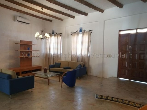 Imagen 6 de 29 de Mariaestela Boada, Vende Amplia Casa En El Morro Lecheria. #22-12558