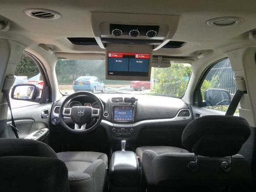 Dodge Journey Sxt Tp 2.4 7 Puestos Techo
