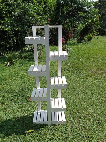 Exhibidor De Materas En Madera Pino Cepillado Jardinera