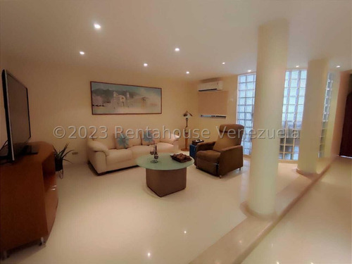 Hermosa Casa Ubicada En La Soledad De Maracay Irrr 25-15276