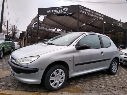 Peugeot 206 1.4 Xr Confort