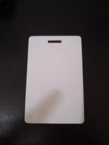 100 Cartão Pvc Branco Para Crachás Com Furo Ovóide Vertical