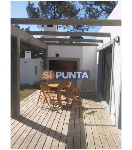 Imagen 2 de 8 de Casa En Venta - La Barra