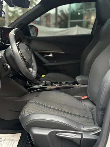 Peugeot 2008 1.2 Gt