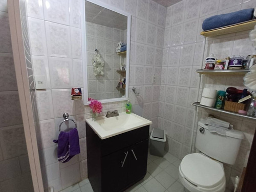 Casa Sola Con Amplio Jardín, Rápida Salida A Cdmx
