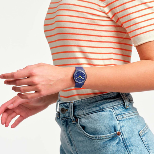 Reloj Swatch Indigo Swing De Silicona Azul Para Mujer