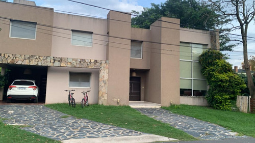 Casa En Venta Loma Verde Barrio Privado Escobar - Apto Credito - 4 Dormitorios, Pileta