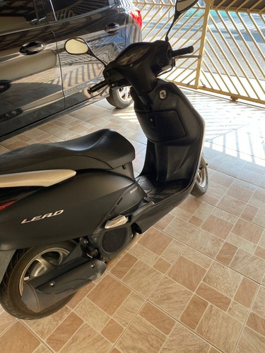 Imagem 3 de 5 de Honda Lead