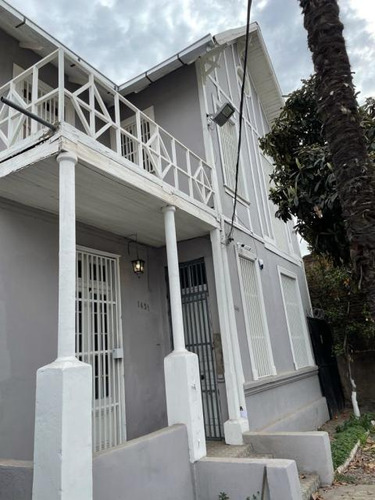 Casa Victoria/pedro Leon Ugalde