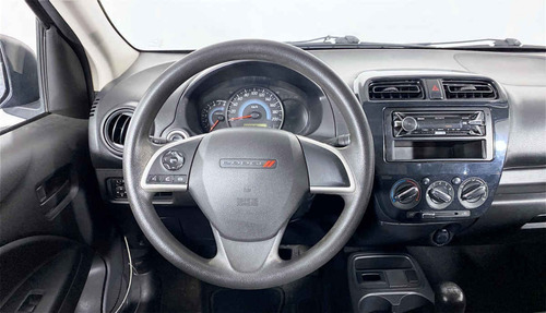 Imagen 15 de 15 de 111939 - Dodge Attitude 2018 Con Garantía