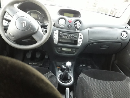 Imagen 8 de 12 de Citroen C3 1,4 Hdi Exclusive