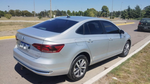 Volkswagen Virtus 1.6 Msi Highline At