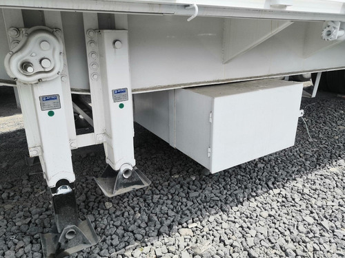 Plataforma Plana Remolque 53 Pies Con 3 Ejes Atro Reforzada