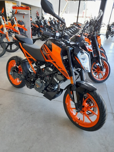 Imagen 2 de 17 de Ktm Duke 200 Ng Abs - Dolar Preferencial - 2022 En Motoswift
