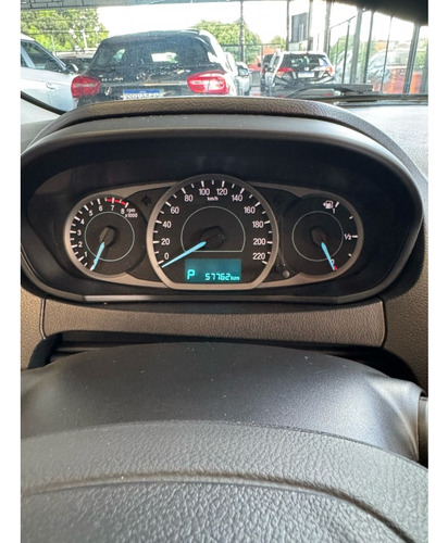 Ford Ka 1.5 TI-VCT FLEX SE PLUS SEDAN AUTOMÁTICO