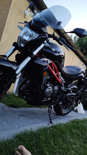 Imagen 3 de 11 de Benelli Tnt 300
