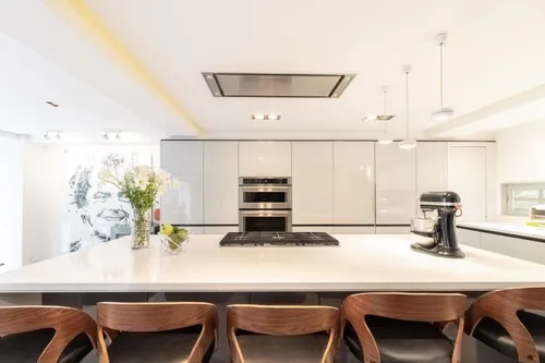 Casa En Arriendo/venta En Los Rosales. Cod A12449