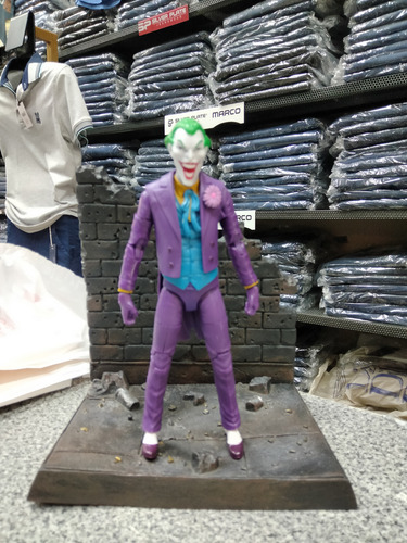 Dc Multiverse Joker, El Guasón Clásico!! (Usado)