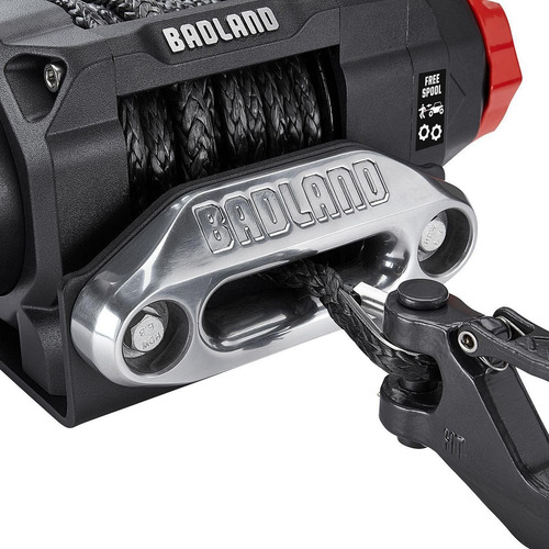 Winch Badland Apex, 5,500 Lbs, 2.5 Toneladas (Usado)