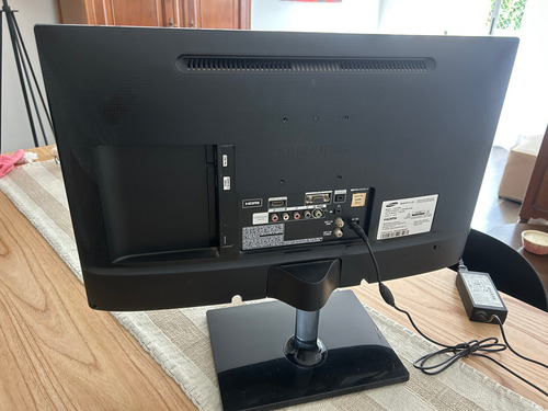 Monitor Tv Led Samsung Lt24c550l En Muy Buen Estado Negro