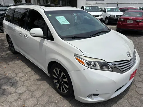 Toyota Sienna 3.5 Limited V6 At