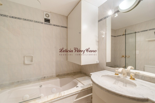Imagen 11 de 16 de Venta Apartamento 2 Dormitorios Y Medios En Playa Brava, Punta Del Este
