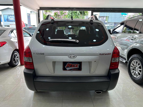 Imagen 8 de 13 de Hyundai Tucson Gl