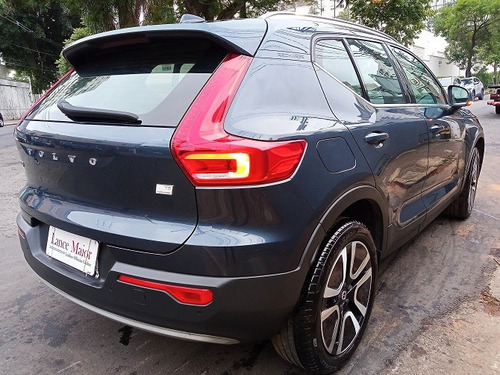 Volvo XC40 1.5 T5 R-design Recharge (plug-in) 5p Hibrido