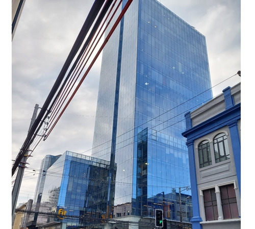 Gran Y Excelente Oficina Cuarto Piso Completo, Edif. Capital
