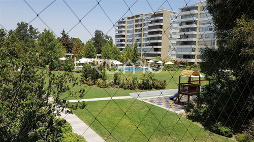 En Condominio: Colegio Manquehue / Sport Francés