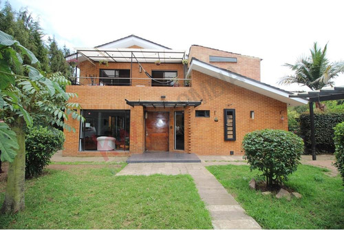 Hermosa Casa Para La Venta En Exclusivo Conjunto En Cajicá