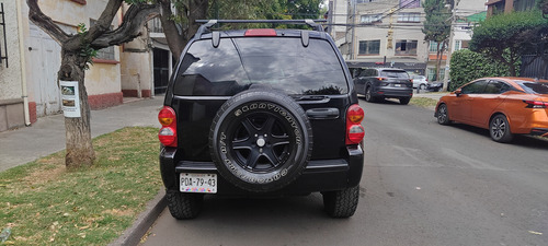 Jeep Liberty Sport 4x2 At
