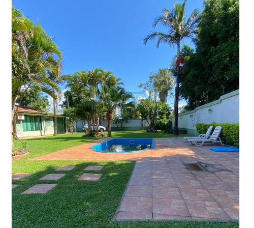 Imagen 2 de 18 de Hermosa Residencia En Venta!!