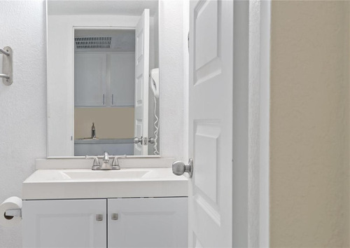 Departamento Monoambiente En Venta - 1 Cochera - 39mts2 - Sunny Isles, Florida