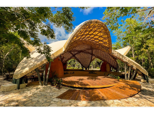 Terreno En Venta En Tulum Centro
