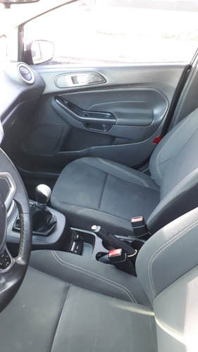 Ford Fiesta Kinetic Design 1.6 Se 120cv 2015