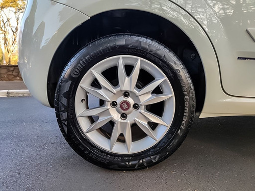 Imagem 9 de 14 de Fiat Punto 1.4 Attractive 8v