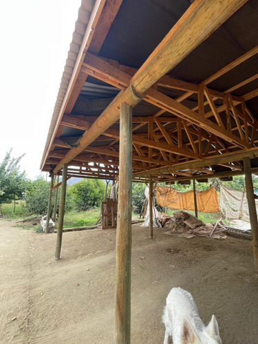 Parcela Con Dos Casas Sector La Torina Pichidegua