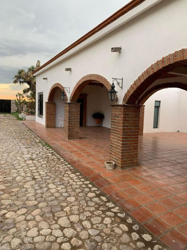 Rancho En Lagos De Moreno En Venta