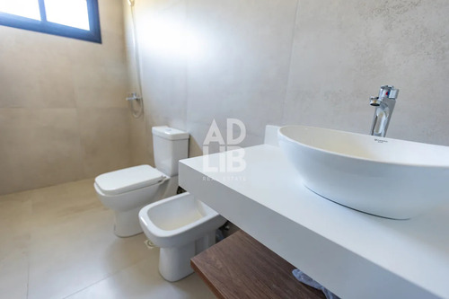 Casas De 3 Dormitorios Y 2 Baños En Venta A Estrenar En La Barra. Barrio Cerrado