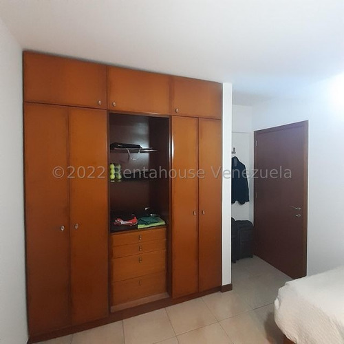 Imagen 7 de 18 de Casa En Venta En El Marques 22-21747 Odette Favrin 0414-2417498