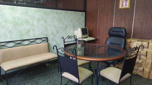 Venta. Oficina. Av. Universidad (tg)