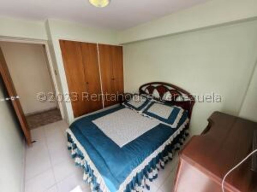 #25-19078 Cómodo Apartamento En Las Minas