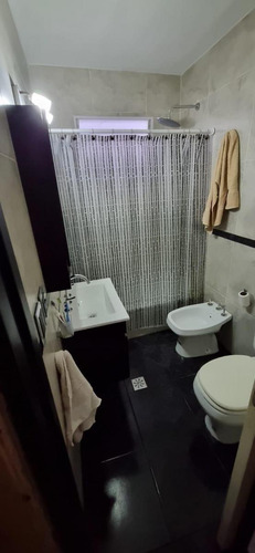 Ph En Venta - 3 Dormitorios 1 Baño - 170mts2 - Villa Pueyrredón