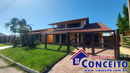 Imagem 26 de 30 de C437 - Lindo Sobrado A 150 Metros Do Mar No Balneário Mariluz