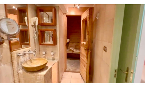 Exclusivo Dpto. Con Jacuzzi Y Sauna En Su Interior / 90m2
